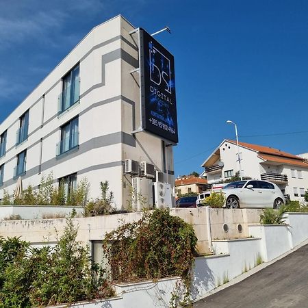 Hotel Jona Podstrana Exteriér fotografie